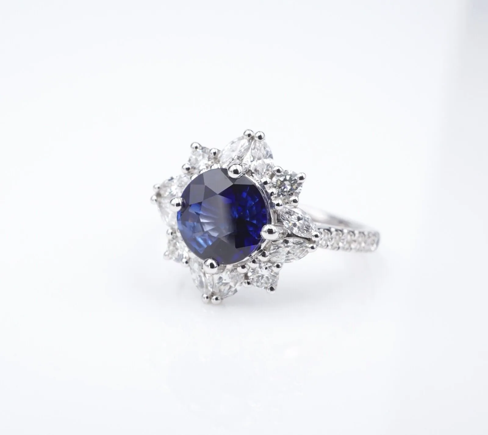 18k Natural Blue Sapphire Diamond Cocktail Ring White Gold 3 ctw Sz 6.5 CO1140