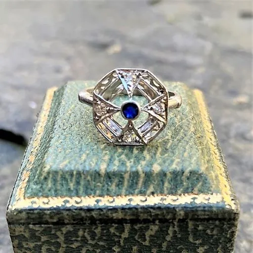 Art Deco Sapphire & Diamond Ring