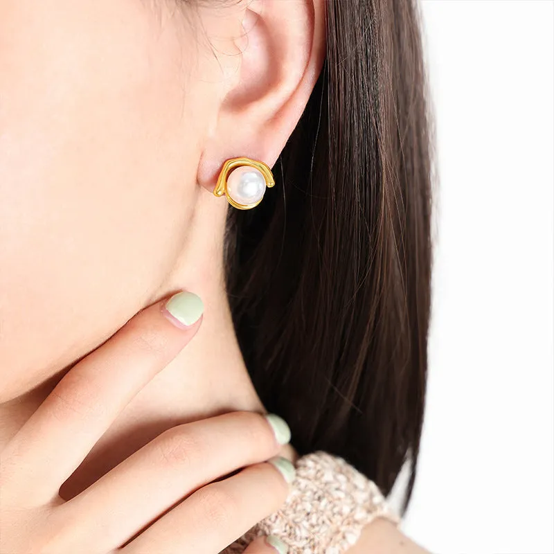 Exquisite Titanium Steel Gold-Plated Pearl Earrings - Celebrity-Inspired Light Luxury Fashion