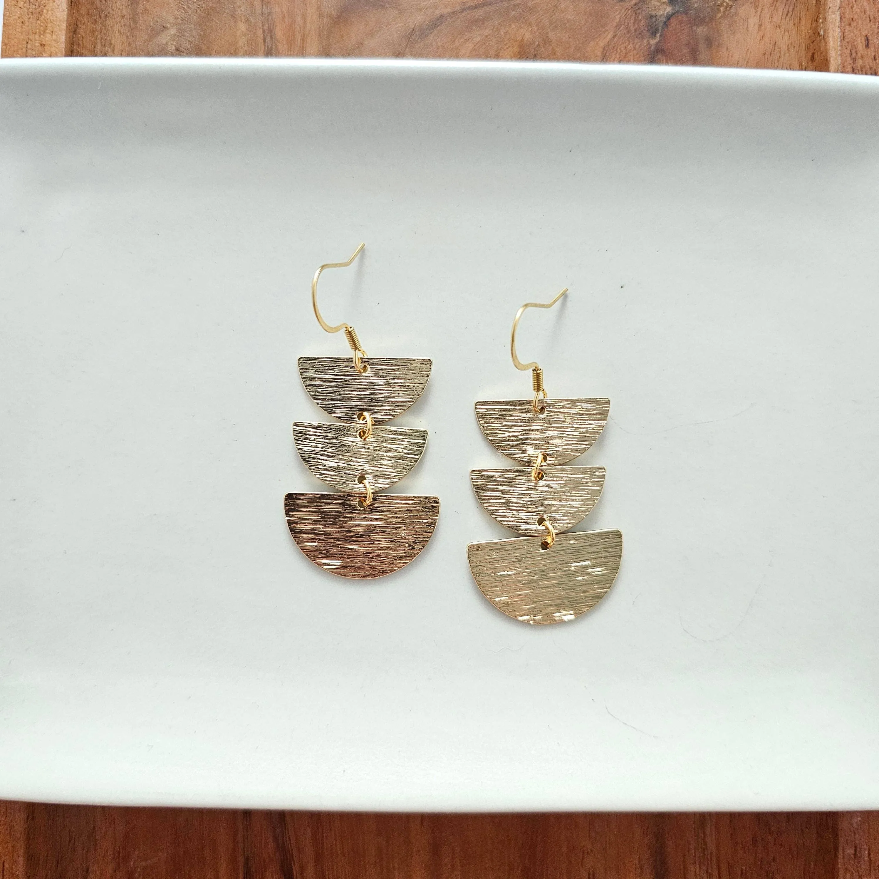 Kinsley Earrings - Gold