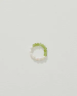 Perla Ring in Peridot