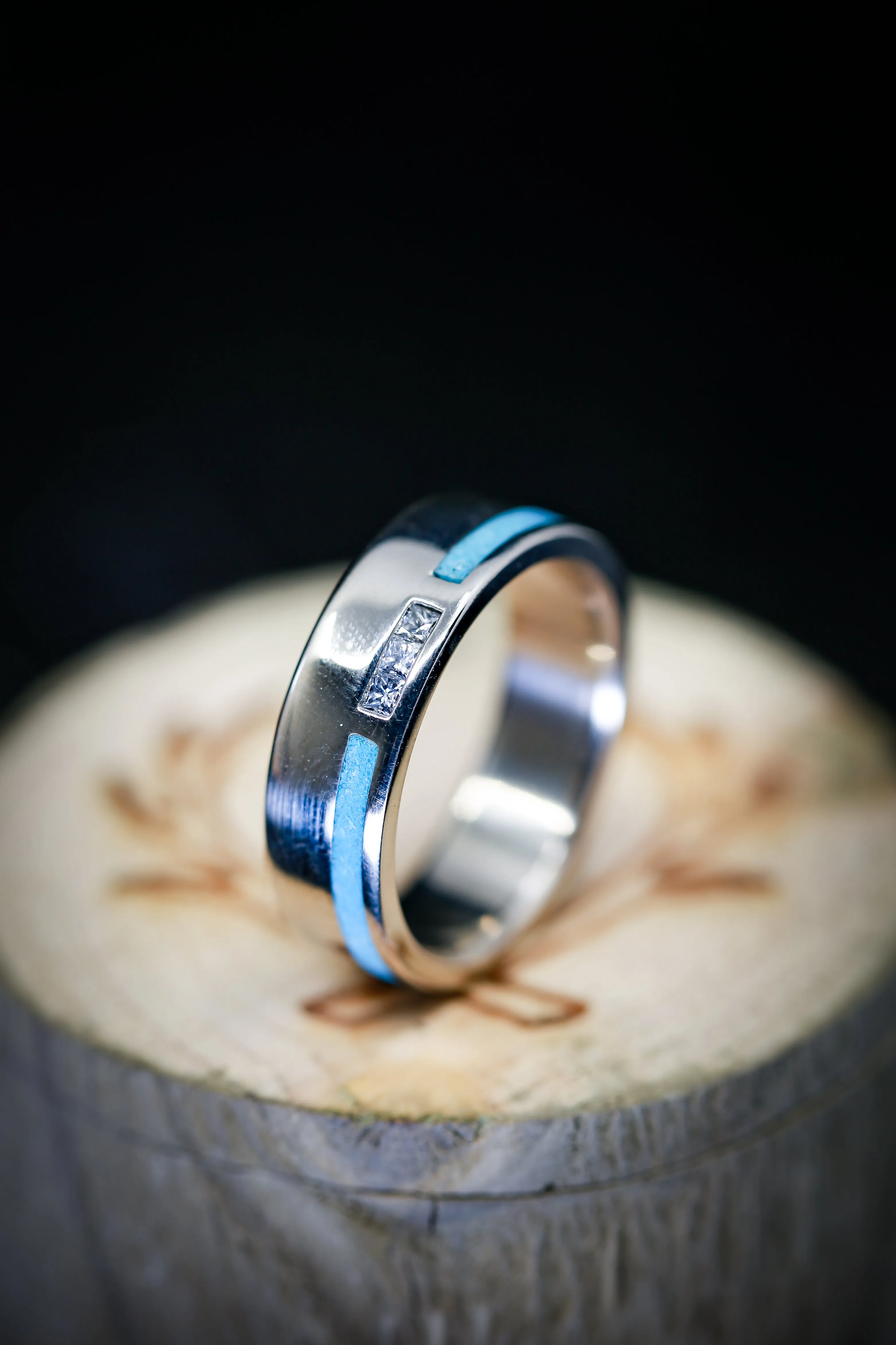 "JULIAN" - DIAMOND ACCENTS & TURQUOISE WEDDING BAND - 14K WHITE GOLD - SIZE 10 1/2