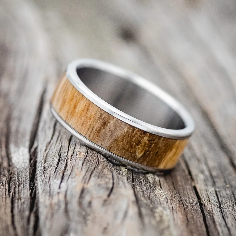 "RAINIER" - SPALTED MAPLE WOOD WEDDING BAND - TITANIUM - SIZE 9