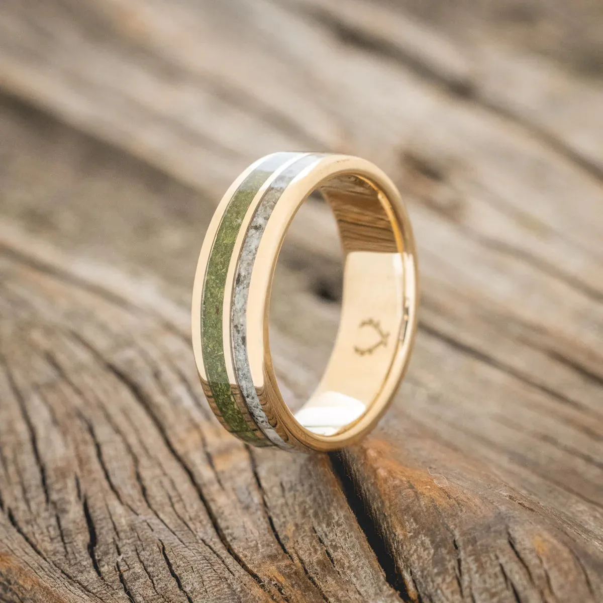 "RAPTOR" - MOSS WITH AN INLAY MIXED MOLDAVITE & MOONSTONE - 14K YELLOW GOLD (6MM) - SIZE 7 3/4