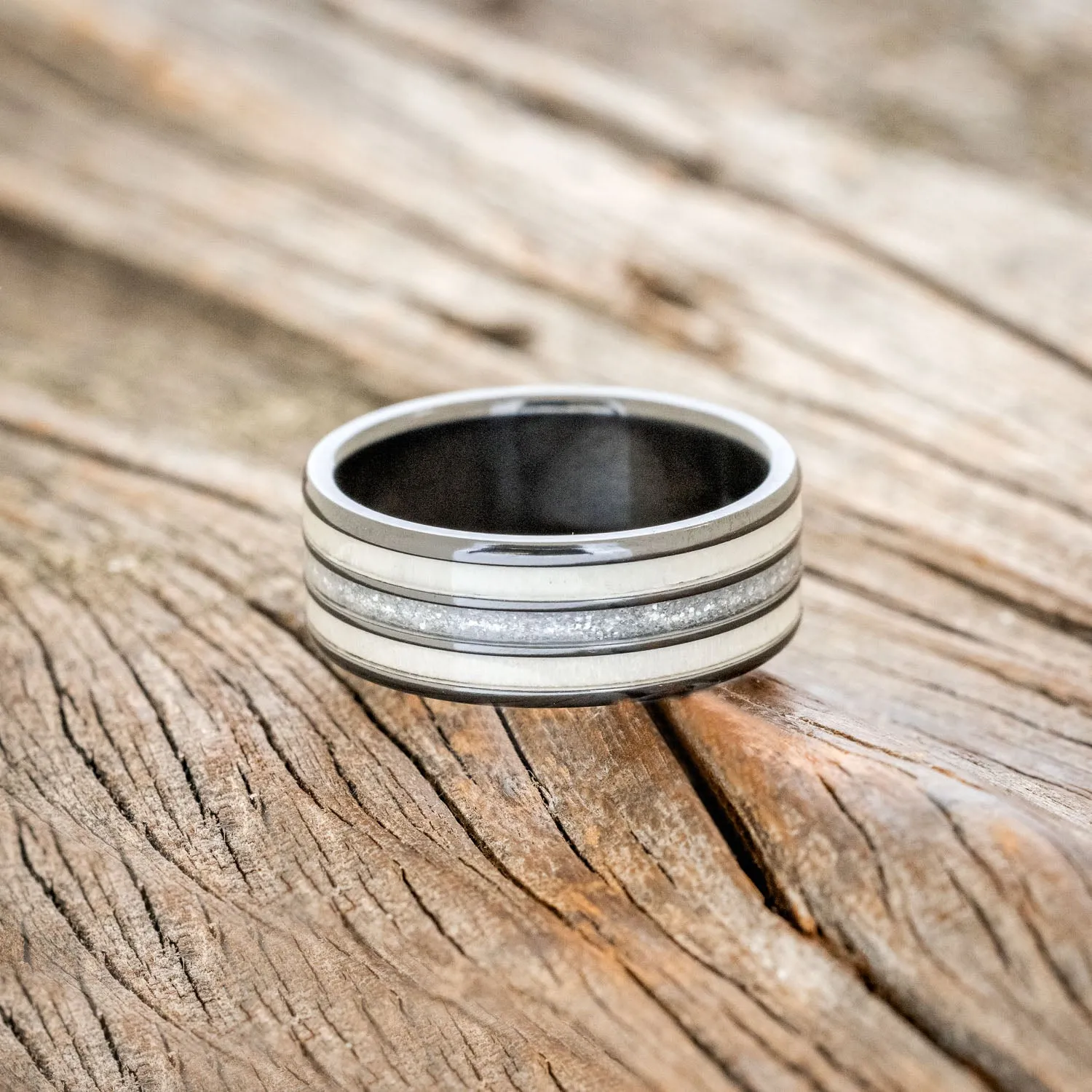 "RIO" - DIAMOND DUST & ANTLER WEDDING RING - BLACK ZIRCONIUM - SIZE 10