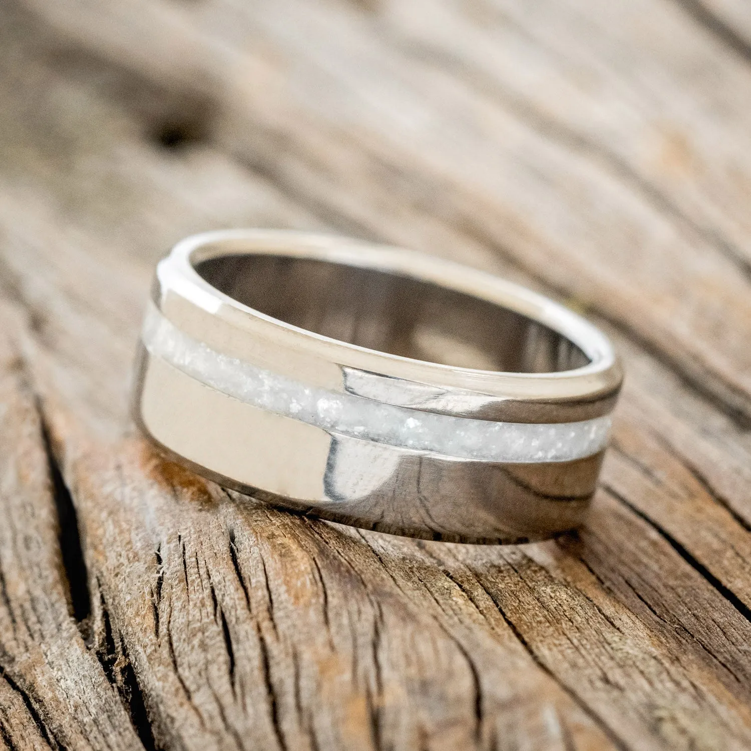 "VERTIGO" - DIAMOND DUST WEDDING BAND - TITANIUM - SIZE 7