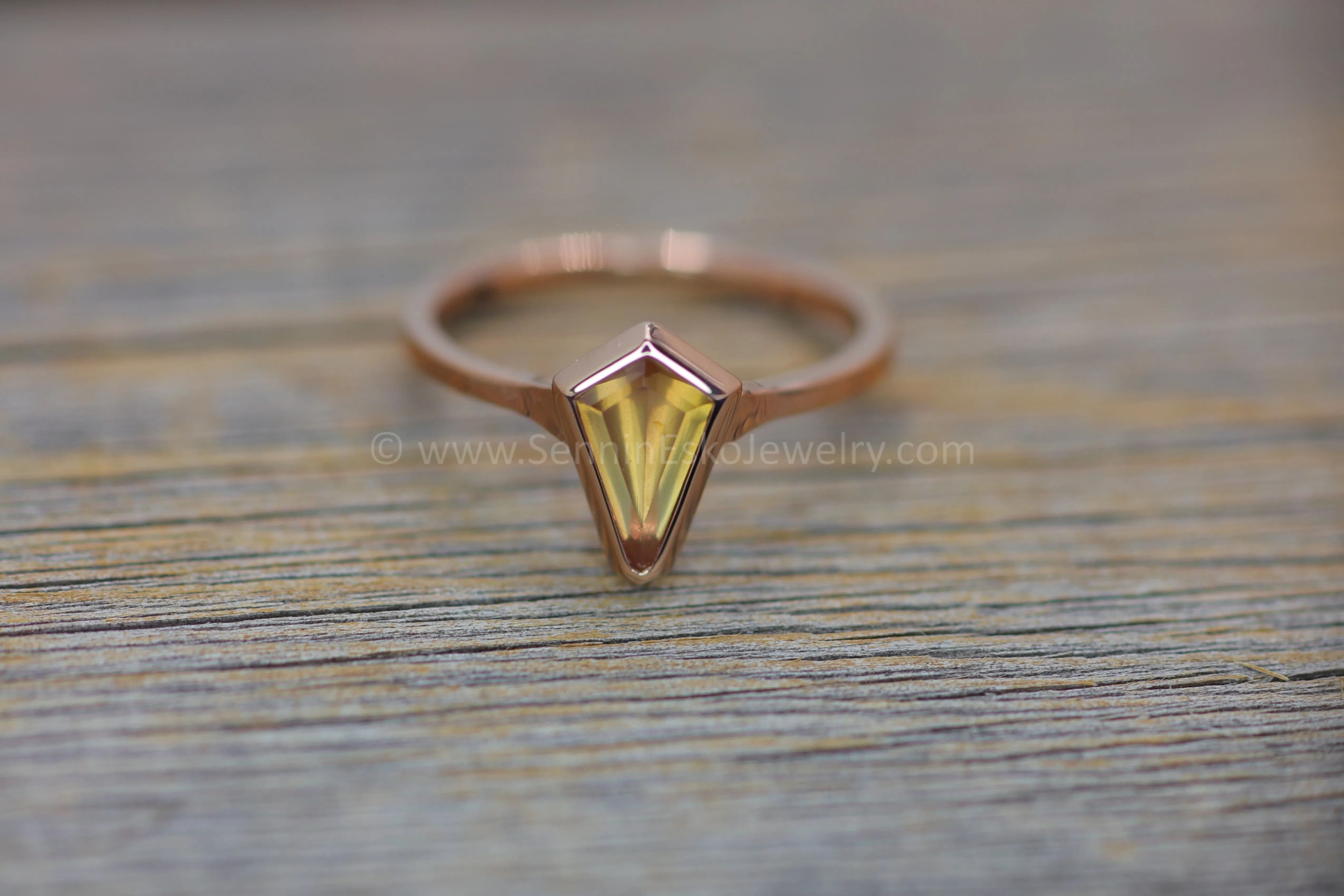 READY TO SHIP 0.85 Carat Orange Sapphire Kite Rose Gold Bezel Ring - Size 6.5