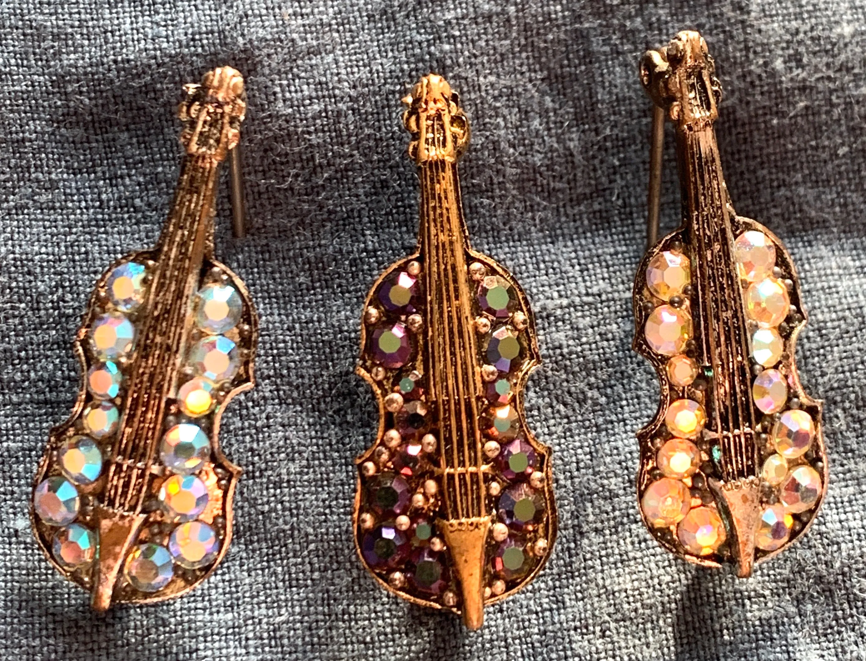 Sparkly Rhinestone Vintage Violin Brooch