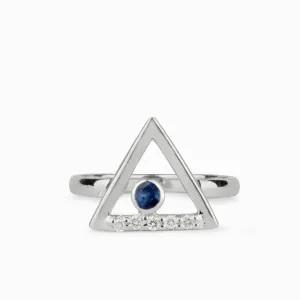 Triangulo: Sapphire & Diamond Ring