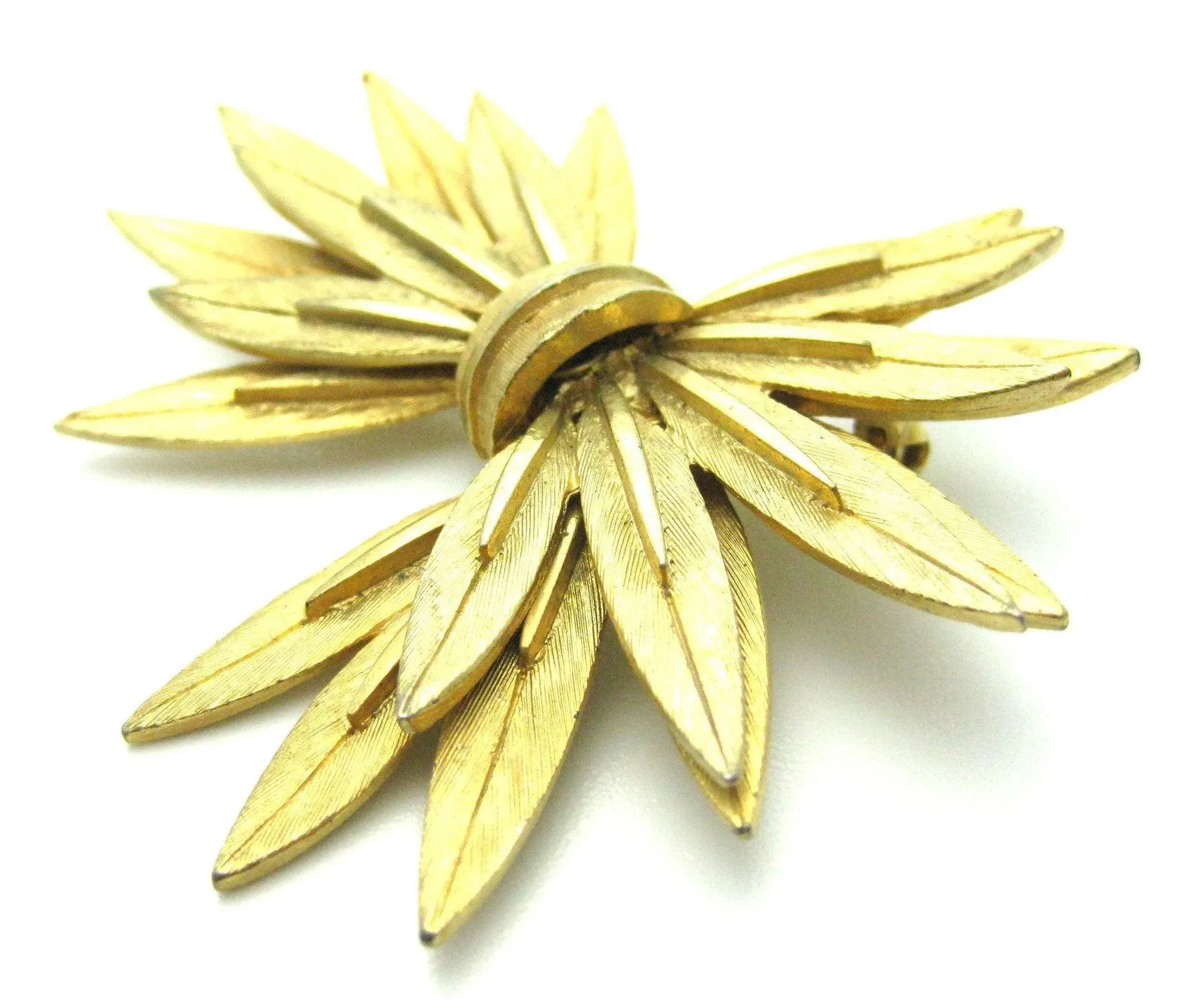 Vintage 1960s Gold Leaf Brooch