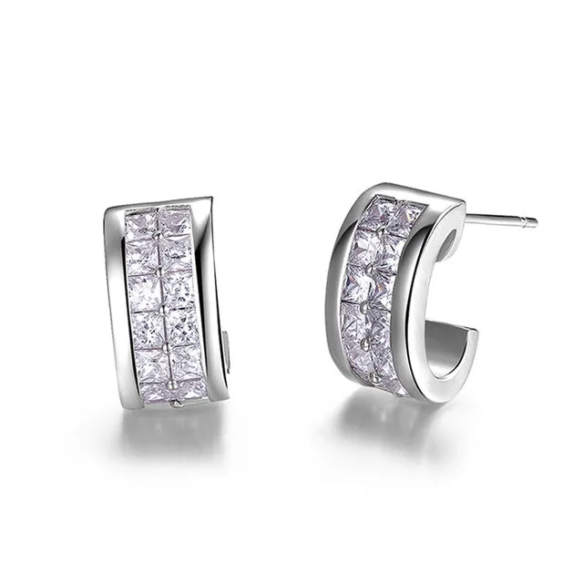 Women's Luxury Clear Cubic Zirconia Stud Earrings